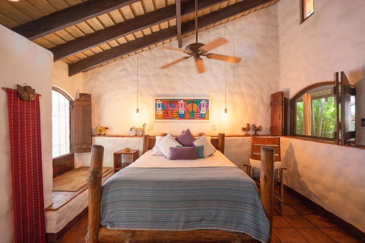 Sueno Del Mar Beachfront Hotel Tamarindo Exterior photo