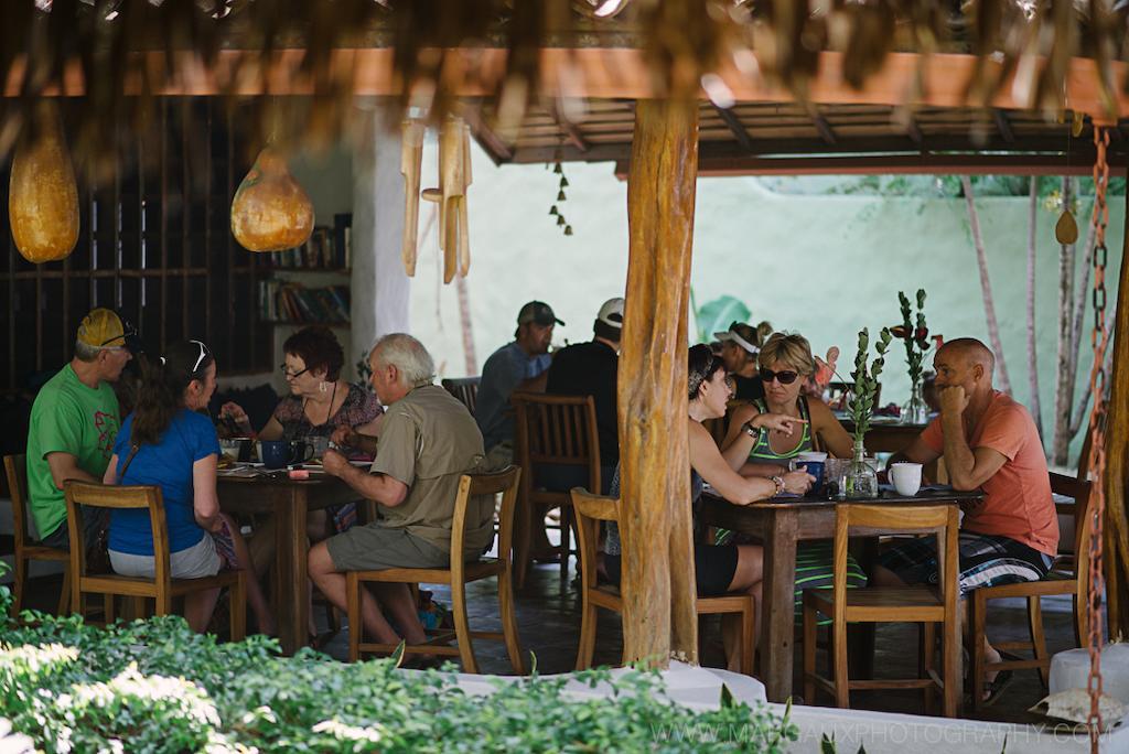 Sueno Del Mar Beachfront Hotel Tamarindo Exterior photo